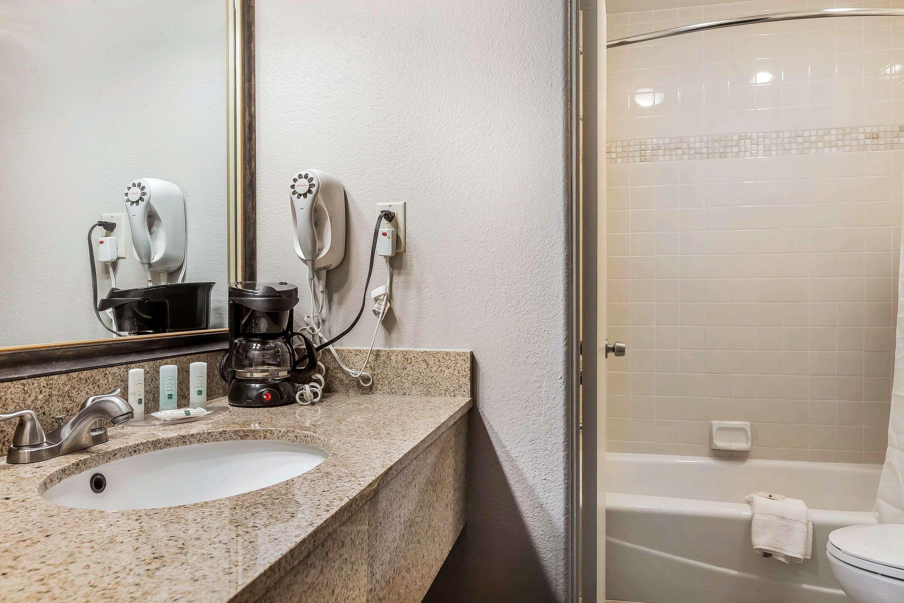 Quality Inn Fallbrook I-15 Esterno foto