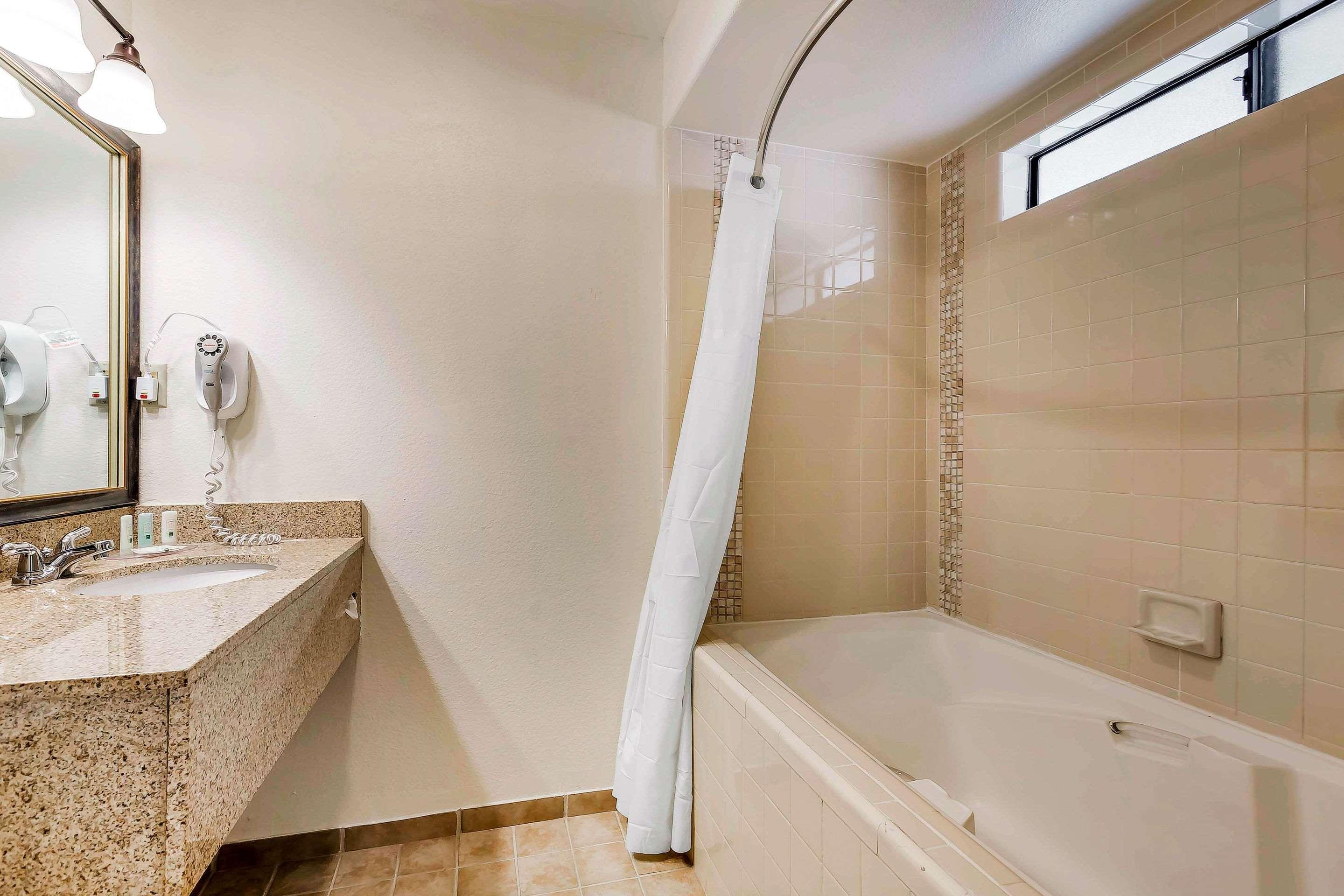 Quality Inn Fallbrook I-15 Esterno foto